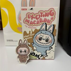 Exciting Macaron Unopened Labubu - Toffee